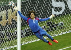 20k-colnote:  Memo Ochoa deserves his own