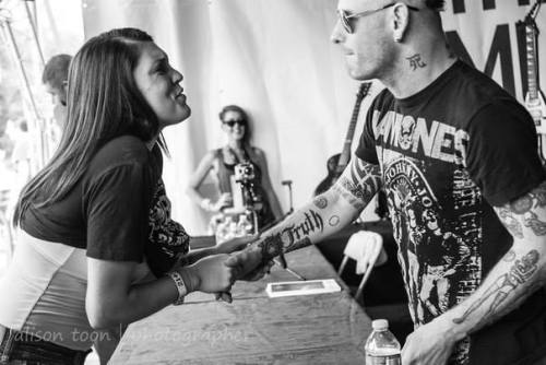 slipknotnelcuoreita: Corey Taylor signing session @aftershock festival