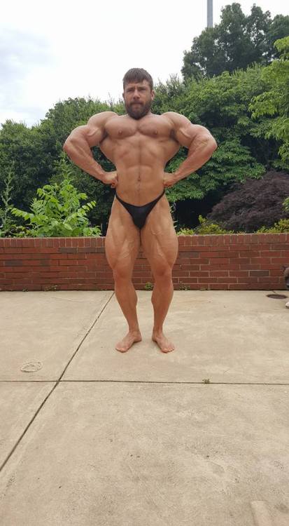 thick-sexy-muscle:  Ranson Lee, thick sexy bearded muscle stud
