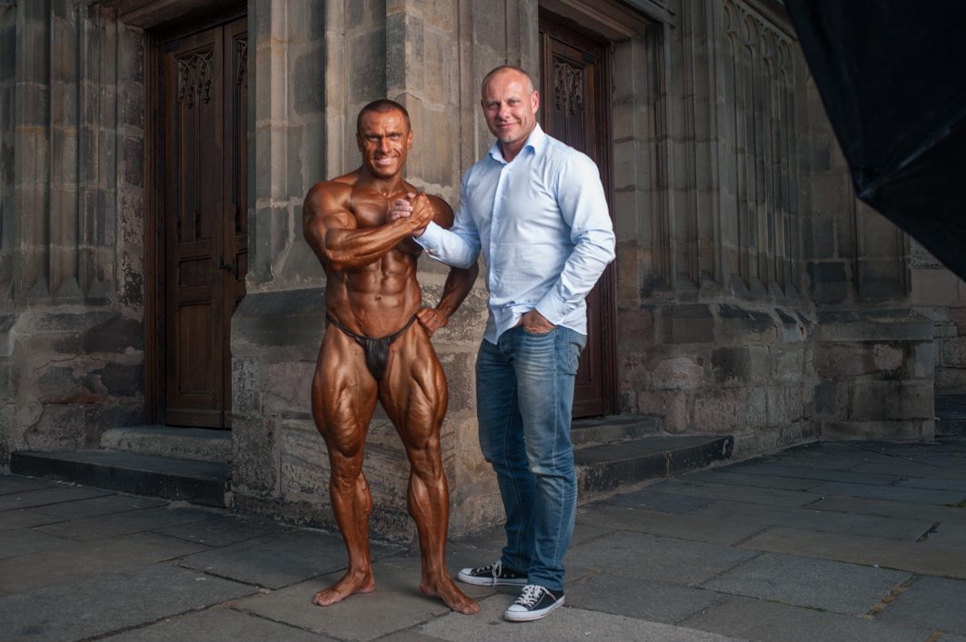mitos:  Marian Čambal with photographer Josef Adlt (2014)  Body of a champion.