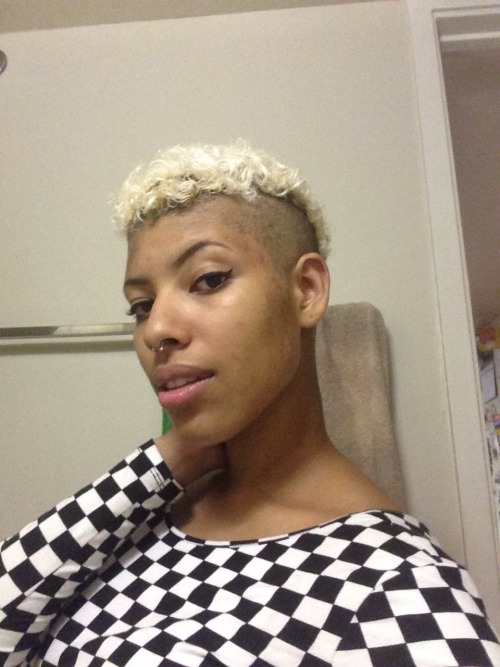 maybebeyoncewillbeouralways:  My selfies of 2014  If only I could have included 4 more *sigh*