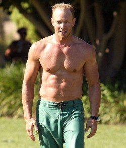 manculture:  Ian Ziering