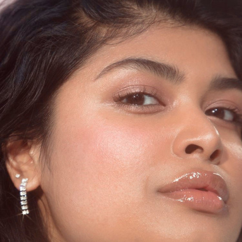 driflloon:lidstar: unknown, ella, jessica, and mekdes for glossier