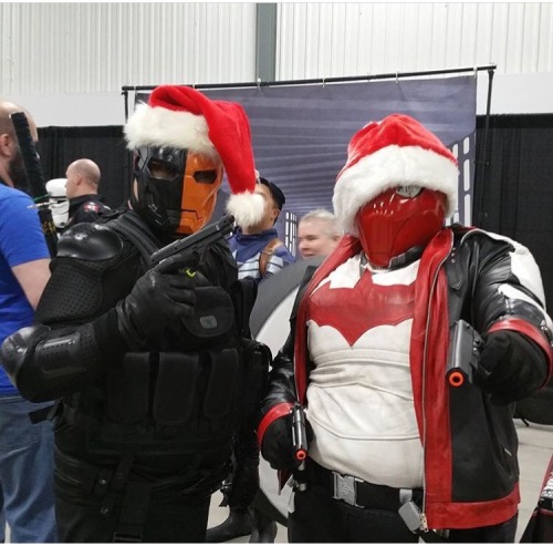 I was feeling rather villainous in my festive team-up with Deathstroke on Saturday at the Ottawa Com