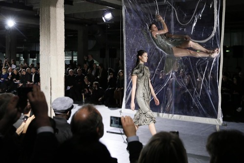 vispreeve:  Iris van Herpen Fall 2014