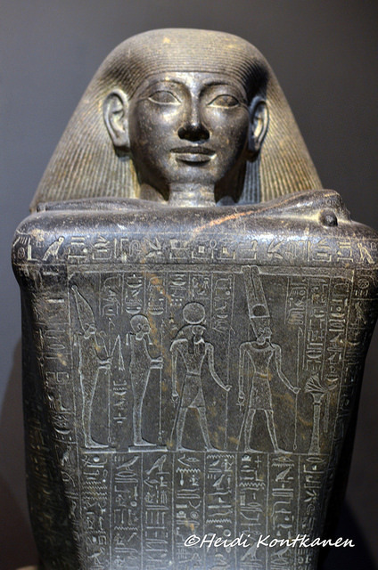 Block statue by konde on Flickr.