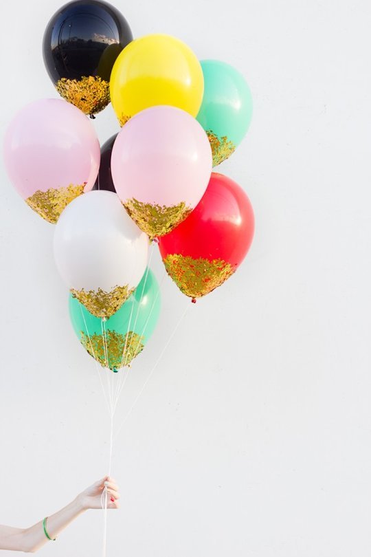 tulily:  Party DIY: Confetti Dipped Balloons Studio (source) 
