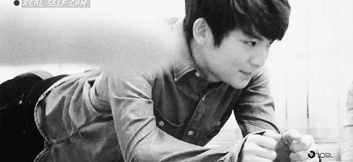 dokkyum-blog:  who needs puppies when you’ve got Ricky (* >ω<) 