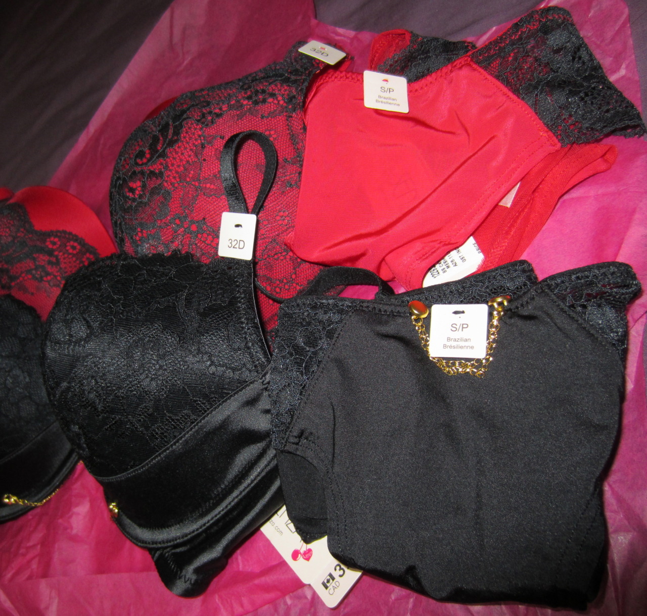 annaen:  Happy Birthday to me!  La Senza and Marks &amp; Spencer are the only