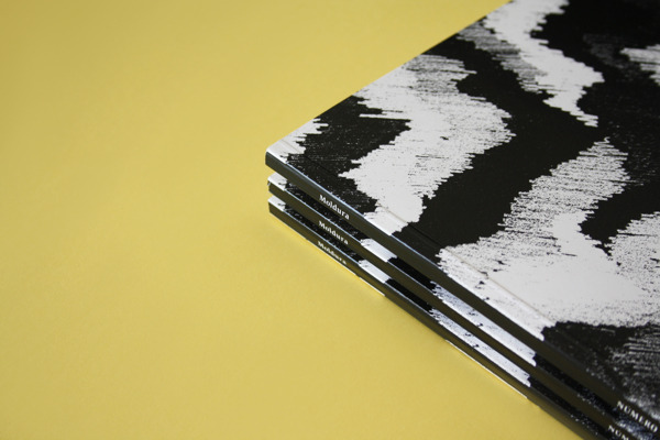 type-lover:  Molduraby ʝon