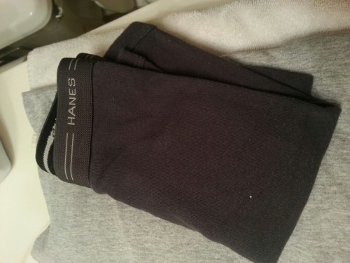 undie-fan-99:   Tonight’s underwear choice is dark grey Hanes boxerbriefs 