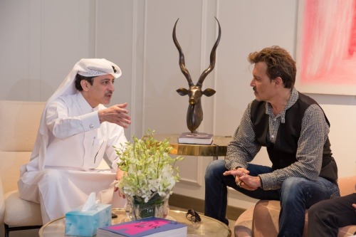 3 years ago (2019), on this day (March 28) Johnny Depp visited the luxury department Store “Galeries