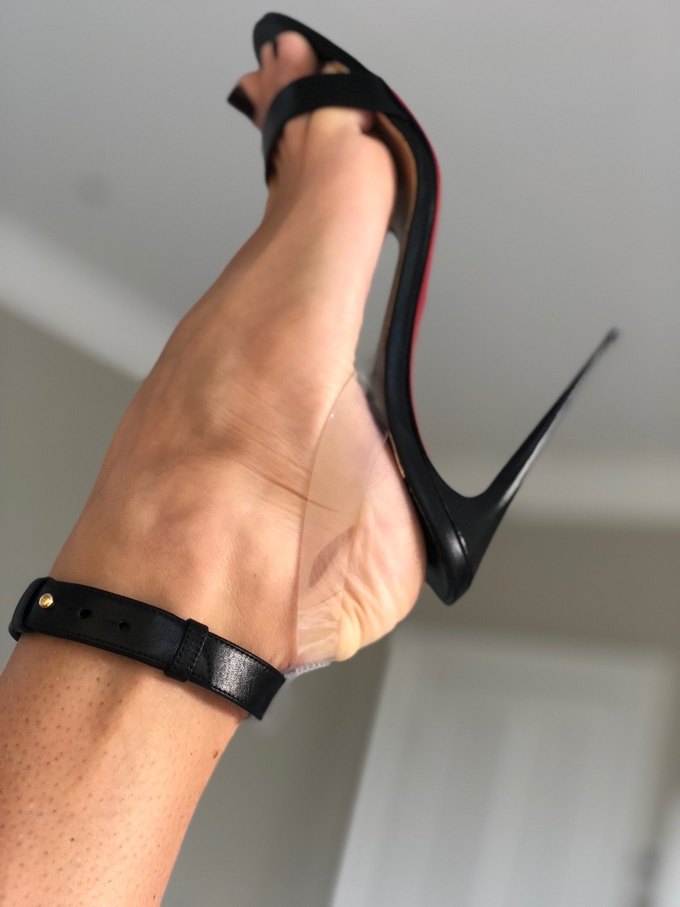 forcep:  Hot wife