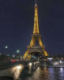 at Tour Eiffel