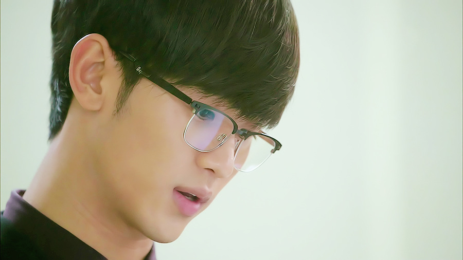 handsomescorner:  Once more professor Do Min Joon~ &lt;credits to charm for