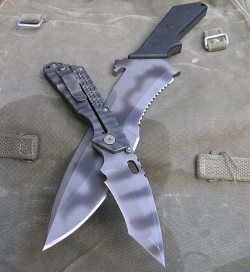 knifepics:  by Strider