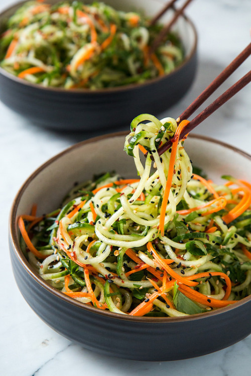 craving-nomz:Asian Sesame Cucumber Salad