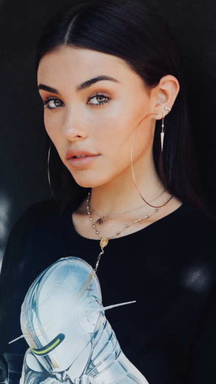 lockzinhas:    DON’T FORGET TO REBLOG/LIKE  