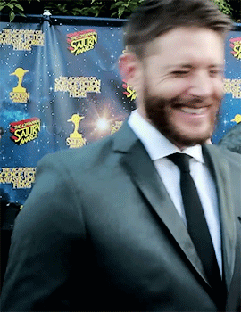 jenmish:eye crinkles, nose scrunch all in one [x]