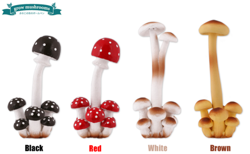 coffinskull:earthshine-lotusfairy:forest-kitten:Mushroom pens with stands on Strapya! (click through