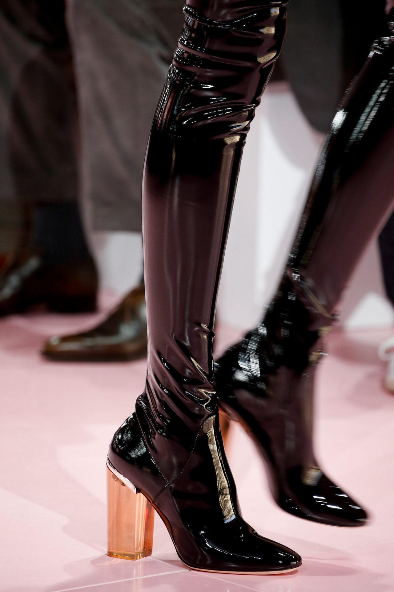 balenciaaga:  details at christian dior fw15 