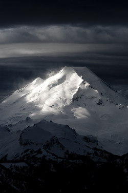 courageous-and-strong:  Mt. Baker Stormlight