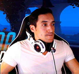 dailykeahu:  Sub Gameday // Giveaway - twitch.tv/keahukahuanui 