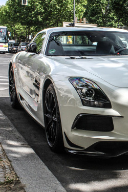 atlasofvanity:  SLS AMG || Source || More