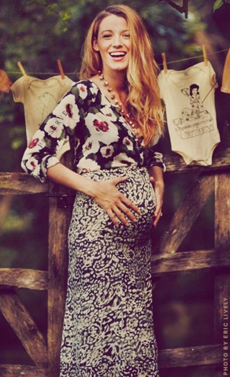 Blake lively pregnant