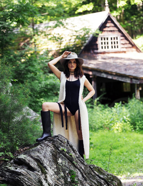 rachel-weisz:Rachel Weisz photographed by David Bellemere