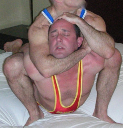 wrestlerswrestlingphotos:  gay wrestling sleeper hold