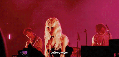 taylorisapuppy:Oh, please…