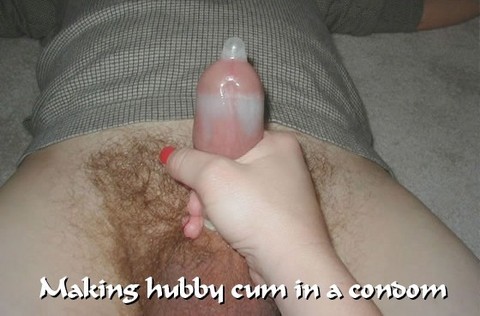 vikigurlworld:  Oh yes, one of the most erotic thing for me that i do with my bf.