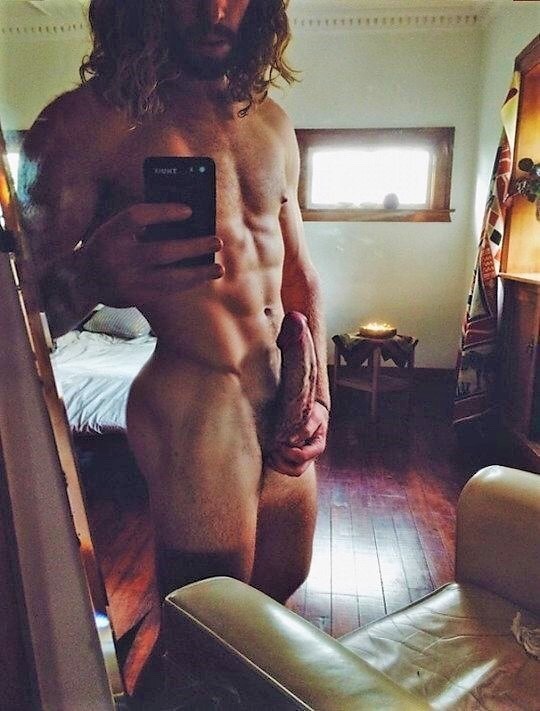 musclebuckworld:  Fucking BEAST!!! 🍆💪👍