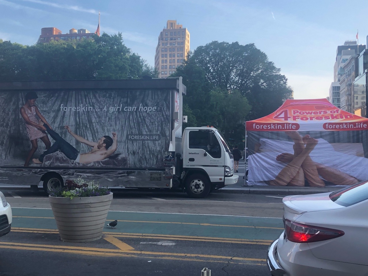 unclefather: sharp-tender-shock:  sharp-tender-shock:  Ugh the foreskin truck is