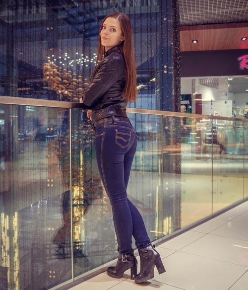 hornyinboots: Jacket and jeans ift.tt/2tm0w2W