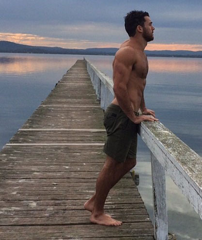 Sexy muscle guys