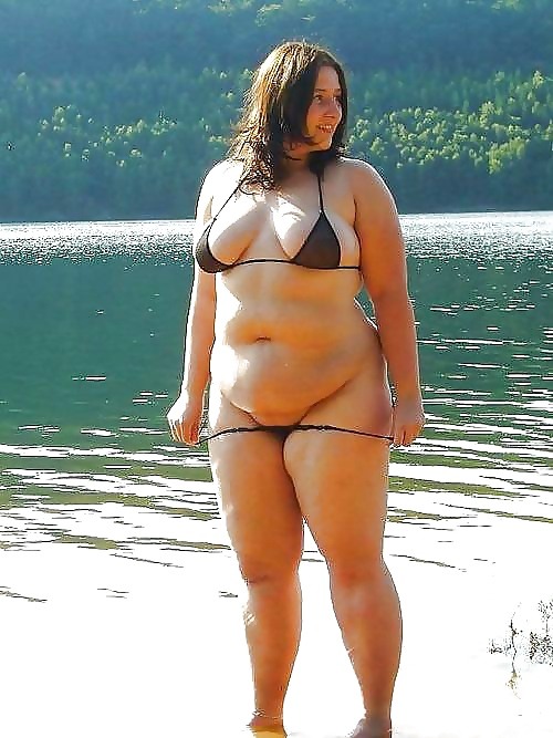 hotbustysexybbwladies:  Wanna fuck a hot bbw chick? - CLICK HERE! 
