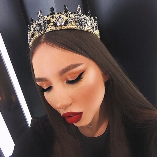 Win A Free Kylie Lipstick! Check This Link!