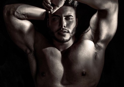 the-male-essence:🤩