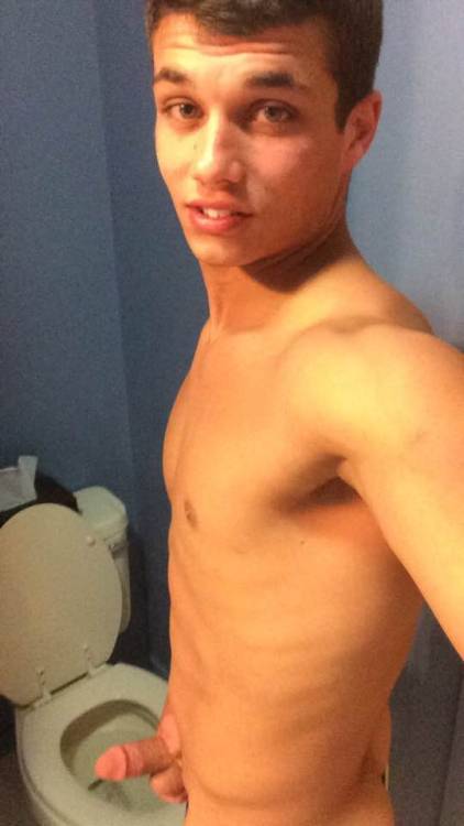 ksufraternitybrother:  DYLANKSU-Frat Guy: Over 93,000 followers and 63,000 posts.Follow me at: ksufraternitybrother.tumblr.com