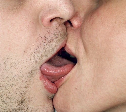 euo:  I KISS YOU  Photography - Year 2004 - Geneva  Slurp slurp  Anouk Schneider