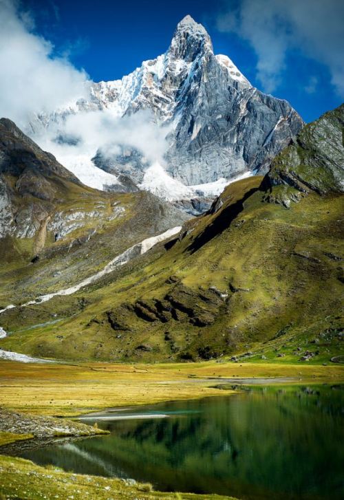 Mount Jirishanca, Cordillera Huayhuash / Peru (by lefkowitz.michael).