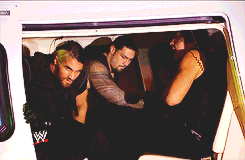 iamnolady:  The Shield arrives at London's O2 arena via helicopter: Raw, April 22,