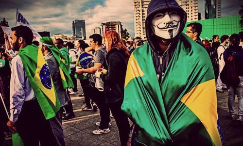 Há tanta coisa fora do lugar
