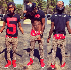 johnnystorm722:  mjasexynigga:  marc86jcob:  THIS is 1 sexy CHOCOLATE MUFUKA that body and THAT ASS OMG 