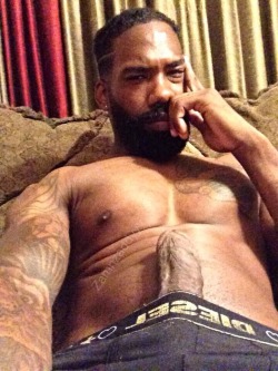 sexyboysnbigdicks:  Unf  Please follow:1.http://nudeselfshots-blackmen.tumblr.com/2.http://gayhornythingz.tumblr.com/3.http://nudeselfshotsofmen.tumblr.com/