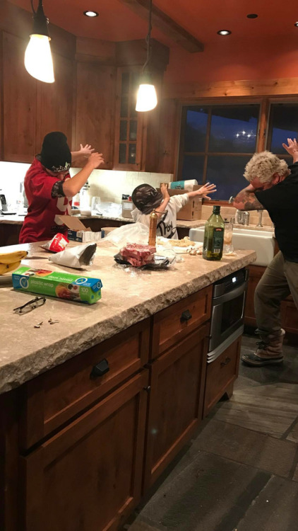 rasec-wizzlbang: 0rganasolo: guy fieri dabbing with his sons?????? though neither blessed nor cursed