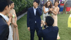 asianboysloveparadise:  Oh my god this amazing thing happened in a Thai wedding. After the ceremony, a bestman decided to propose to another bestman. It was just so cute. Two happinesses in one day. Congratulations you guys! You can watch this moment