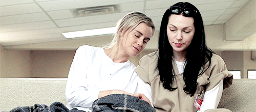 ohpiperchapman:  Vauseman in Season 4 of OITNB